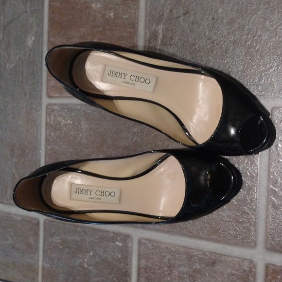 Jimmy Choo black patent leather peep toe heel pump size 35 - Picture 8 of 12